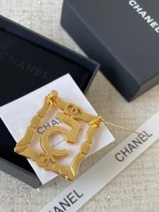 Chanel Gold Metal No5 Brooch