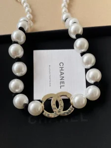 (image for) Chanel CC Log Pearls Necklaces
