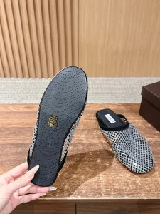 (image for) Alaia Fishnet Flat Mules Black