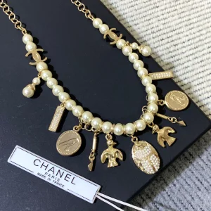 Luxury Womens Jewelry Chanel Vintage Pearls Necklaces with Charms A205PP210 AA146877