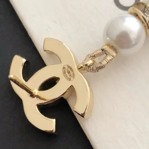 Luxury Womens Jewelry Chanel Crystals CC Pearls Earrings A39PP170 AA146982
