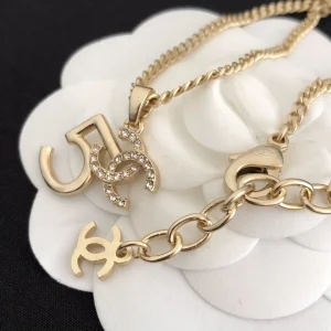 Luxury Womens Jewelry Chanel Gold CC Logo and NO5 Chain Necklace A39PP135 AA150208