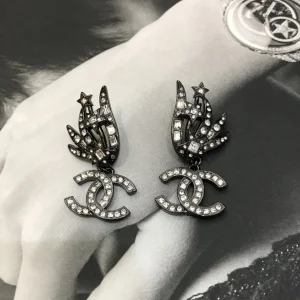 Luxury Womens Jewelry Chanel Crystals CC Logo Earrings A152PP150 AA151848