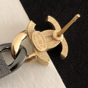 Luxury Womens Jewelry Chanel Monogram Tag Earrings A39PP120 AA152040