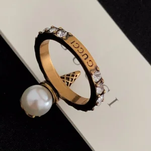 Luxury Womens Jewelry Gucci Double G Ice Cream Ring with Crystals A39PP100 AA157035