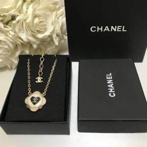 Luxury Womens Jewelry Chanel Necklace Chanel CC Love Chain Necklace A152PP130 AA159678