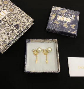 Luxury Womens Jewelry Dior Earring Dior Tribales Earrings in Gold A39PP120 AA170652