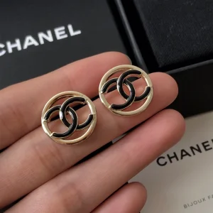 Replica Womens Jewelry Chanel Round Black CC Logo Earrings A39PP110 AA179572