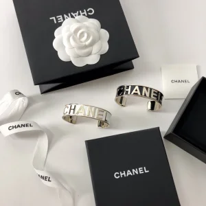 Replica Womens Jewelry Chanel Monogram Logo Open Cut Bracelet White A39PP160 AA181427