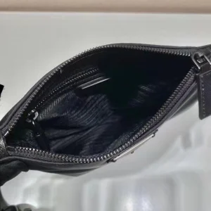 Replica Mens Handbags Prada Black Re Nylon Messenger Bag 22x26CM A104PP680 AA182135