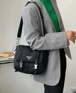 Replica Mens Handbags Prada Black Re Nylon Messenger Bag 29x22x10CM A141PP980 AA185315