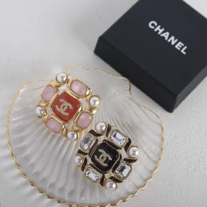 Replica Womens Jewelry Chanel Crystals CC Jewel Brooch A205PP180 AA190608