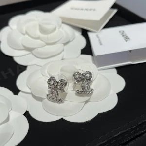 Essenceofluxury Womens Jewelry Chanel Crystals CC Logo Bowknot Earrings A173PP180 AA193784