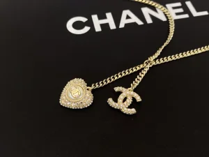 Essenceofluxury Womens Jewelry Chanel Chain Heart Necklace A39PP280 AA194247