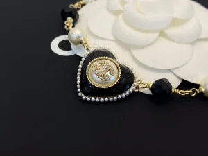 Essenceofluxury Womens Jewelry Chanel Heart Pearls Pendant Necklace A39PP180 AA194251