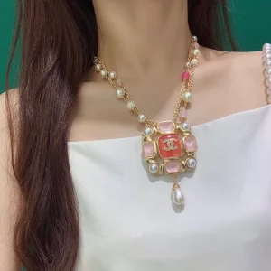 Essenceofluxury Womens Jewelry Chanel Vintage Pearls Necklaces A39PP380 AA196727