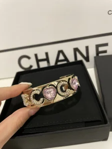 Essenceofluxury Womens Jewelry Chanel Pearls Coco Heart Open Cut Bracelets A152PP280 AA197823
