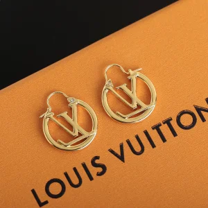 Essenceofluxury Womens Jewelry Louis Vuitton LV Louise PM Earrings Gold A205PP180 AA198905