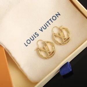 Essenceofluxury Womens Jewelry Louis Vuitton LV Louise PM Earrings Gold A205PP180 AA198905