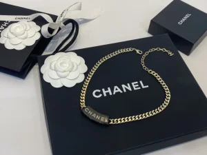 Essenceofluxury Womens Jewelry Chanel Monogram Logo Chain Necklaces A39PP180 AA200925