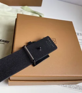 Essenceofluxury Mens Belts Burberry TB Belt in Black Leather 35MM A175PP240 AA202493