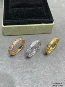 Van Cleef Arpels Perlee Diamonds Rings
