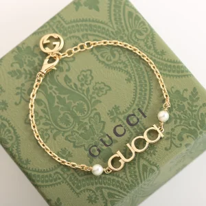 Gucci GUCCI Letter